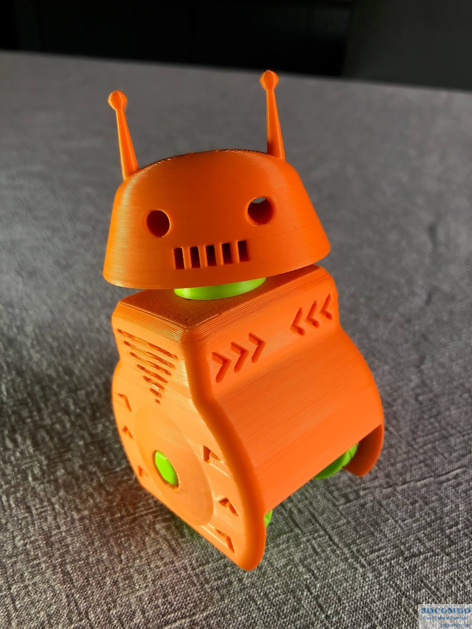 Dizzy Bot 3D Model2.3dcombo.com